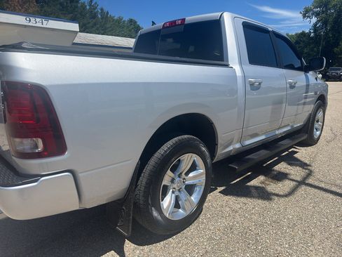 Used 2018 RAM 1500 Sport AWD/4WD image 15