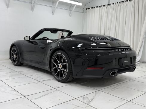 Certified 2026 Porsche 911 Carrera 4S AWD/4WD image 17