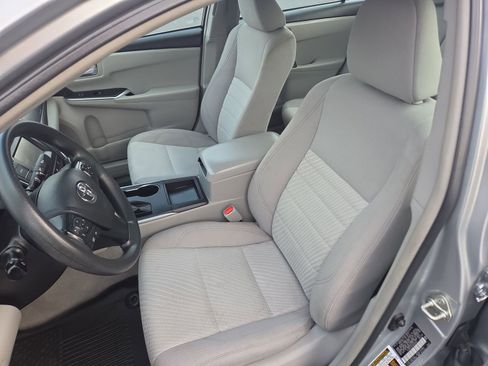 Used 2017 Toyota Camry LE image 46