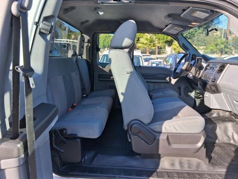 Used 2016 Ford F250 XL w/ XL Appearance Package RWD image 10