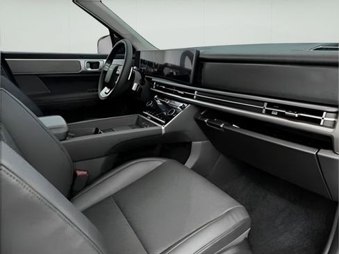 Used 2025 Hyundai Santa Fe SEL image 17
