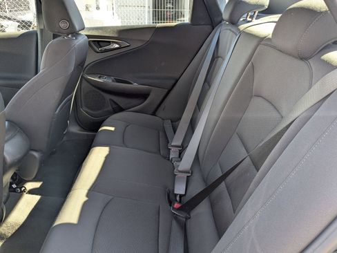 Used 2020 Chevrolet Malibu LS image 31