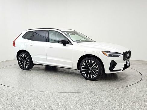 New 2026 Volvo XC60 T8 Ultra w/ Protection Package Premier image 3