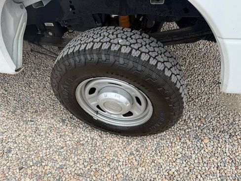 Used 2017 Ford F250 XL w/ Power Equipment Group AWD/4WD image 36
