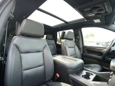 Used 2023 Chevrolet Tahoe LT w/ LT Signature Plus Package AWD/4WD image 13