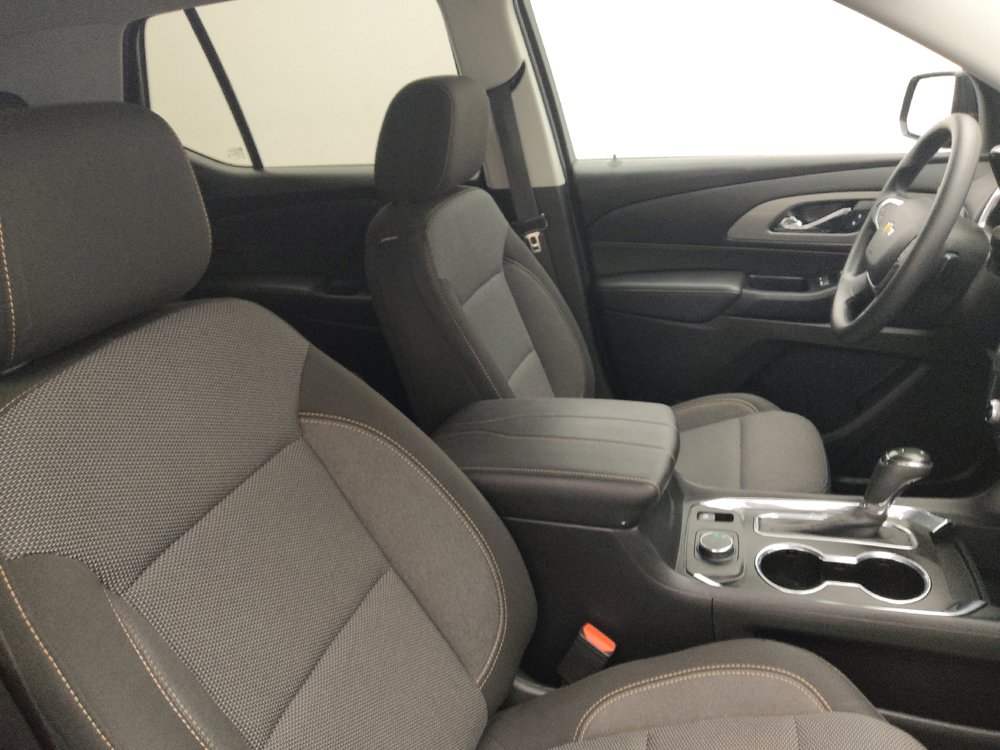 Used 2020 Chevrolet Traverse LS FWD image 21
