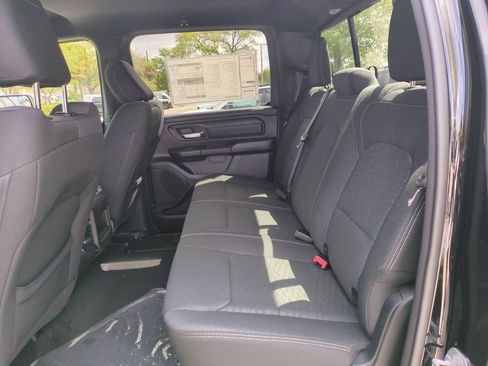 New 2026 RAM 1500 Express AWD/4WD image 15