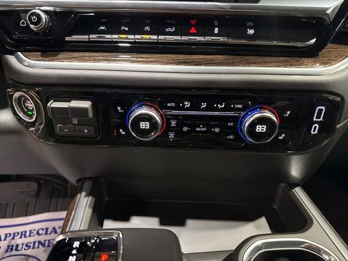 New 2026 GMC Sierra 1500 Elevation w/ Preferred Package AWD/4WD image 34