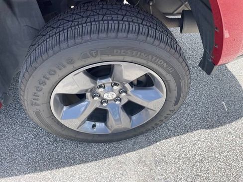 Used 2022 RAM 1500 Big Horn AWD/4WD image 9