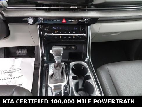 Certified 2024 Kia Carnival EX image 13