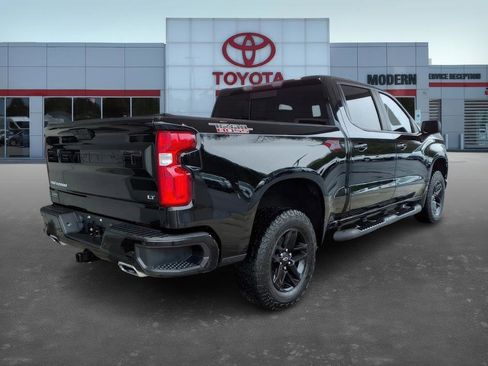 Used 2020 Chevrolet Silverado 1500 LT Trail Boss image 6