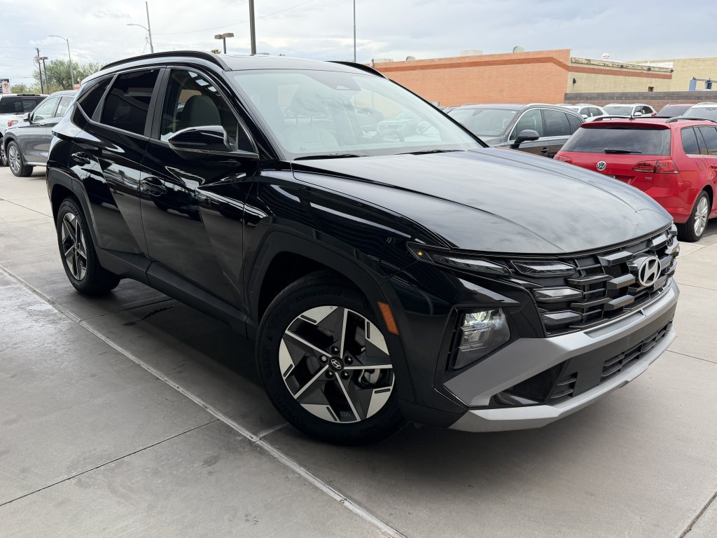 Used 2025 Hyundai Tucson SEL FWD image 6