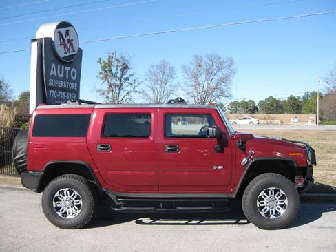 Used 2005 HUMMER H2 w/ Preferred Equipment Group image 8