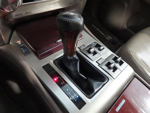 Used 2018 Lexus GX 460 Luxury image 31