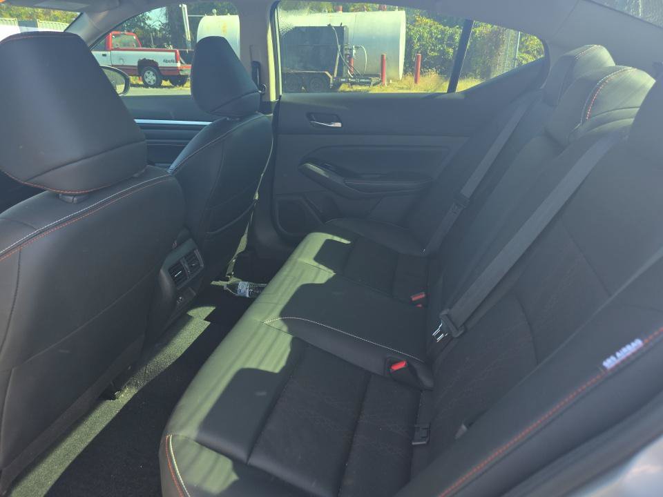 Certified 2023 Nissan Altima 2.0 SR FWD image 11