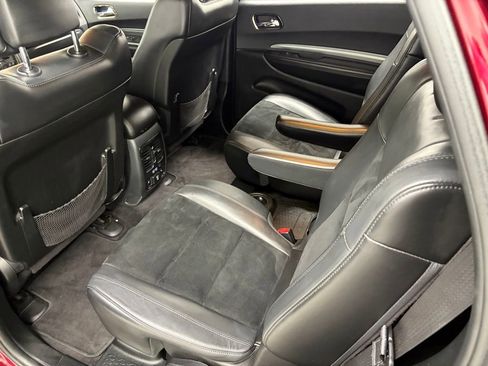 Used 2018 Dodge Durango GT w/ Blacktop Package AWD/4WD image 38