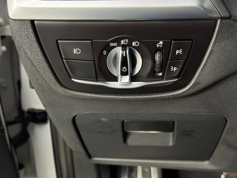 Used 2021 BMW X3 xDrive30e w/ Executive Package image 18