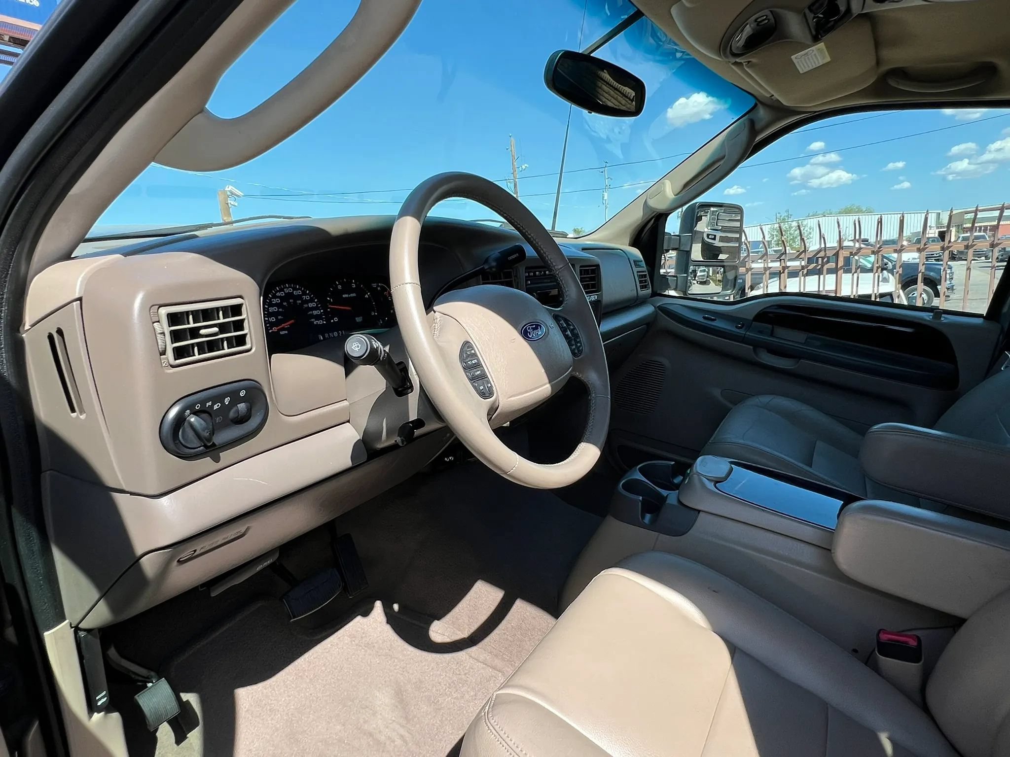 Used 2003 Ford Excursion Limited AWD/4WD image 15