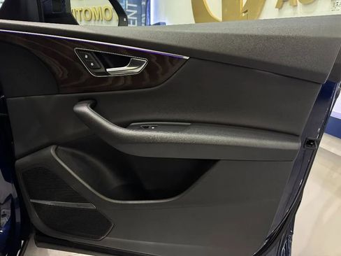 Used 2021 Audi Q8 Premium Plus w/ Premium Plus Package image 31