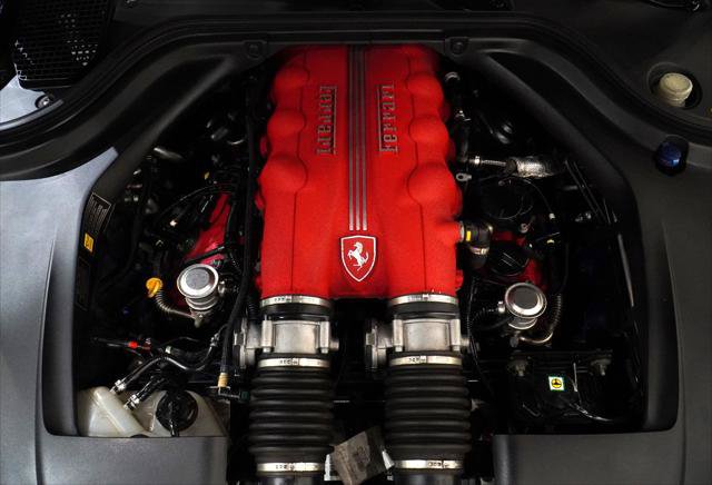 Used 2012 Ferrari California RWD image 20