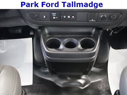 Used 2016 Chevrolet Express 2500 image 17