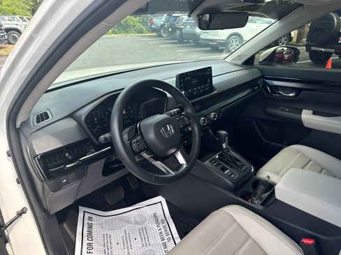 Used 2026 Honda CR-V EX-L image 10