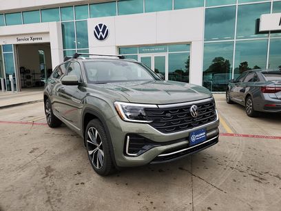 New 2026 Volkswagen Atlas Cross Sport SEL Premium R-Line