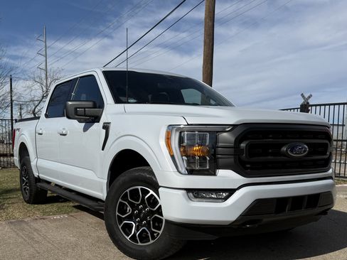 Used 2022 Ford F150 XLT w/ Equipment Group 302A High image 5