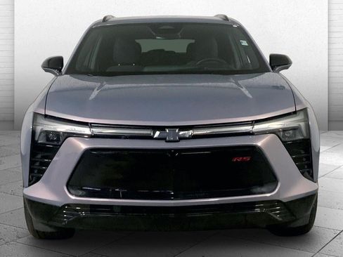 Used 2025 Chevrolet Blazer EV RS AWD/4WD image 2