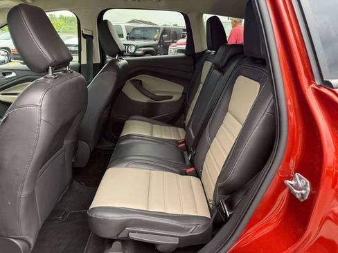 Used 2019 Ford Escape SEL AWD/4WD image 13