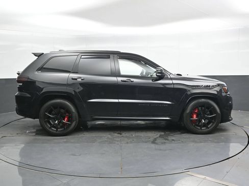 Used 2020 Jeep Grand Cherokee SRT w/ Trailer Tow Group IV AWD/4WD image 4