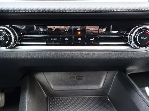 Used 2025 Chevrolet Equinox LT image 28