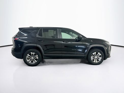 Used 2025 Chevrolet Equinox LT AWD/4WD image 10