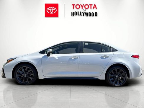 New 2026 Toyota Corolla SE FWD image 9