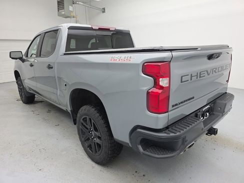Used 2023 Chevrolet Silverado 1500 LT Trail Boss w/ LT Trail Boss Premium Package AWD/4WD image 10