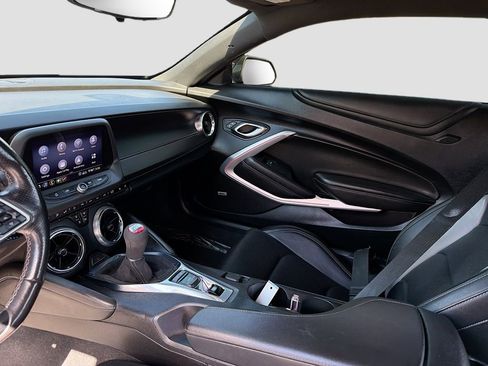 Used 2020 Chevrolet Camaro SS image 23