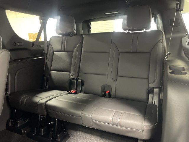Used 2025 Chevrolet Suburban RST w/ RST Capability Package AWD/4WD image 30