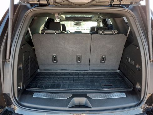 Used 2024 Chevrolet Tahoe Z71 w/ Z71 Off-Road Package image 28