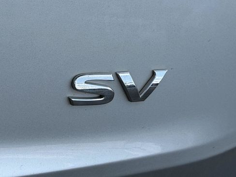 Used 2023 Nissan Rogue SV FWD image 28