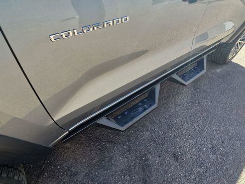 Used 2024 Chevrolet Colorado Z71 w/ Z71 Convenience Package 2 image 23