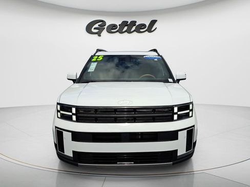 Used 2025 Hyundai Santa Fe Limited image 8