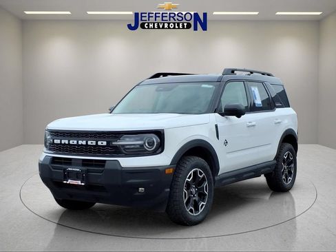 Used 2025 Ford Bronco Sport Outer Banks w/ Outer Banks Tech Package+ AWD/4WD image 1