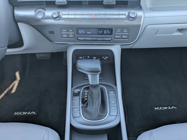 Used 2026 Hyundai Kona SEL Sport FWD image 19