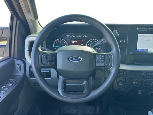 Used 2023 Ford F250 XL image 14