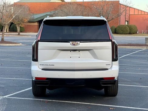 Certified 2023 Cadillac Escalade Sport w/ Touring Package image 6