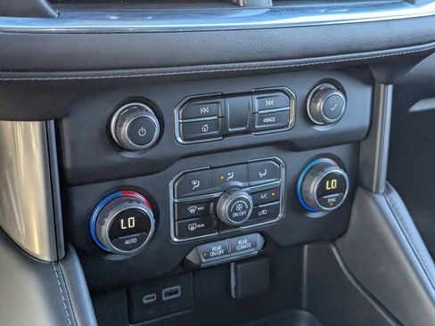 Used 2024 Chevrolet Tahoe LS image 29