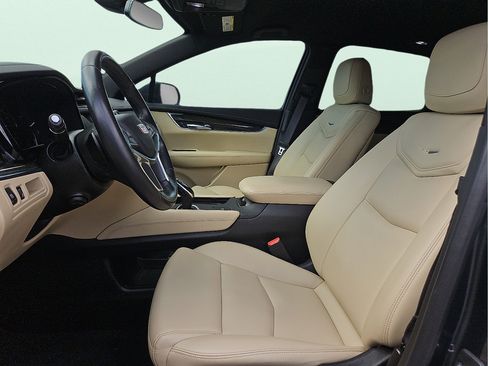 Used 2019 Cadillac XT5 FWD image 12