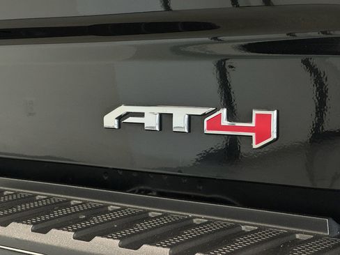 Used 2021 GMC Sierra 1500 AT4 w/ AT4 Preferred Package image 38