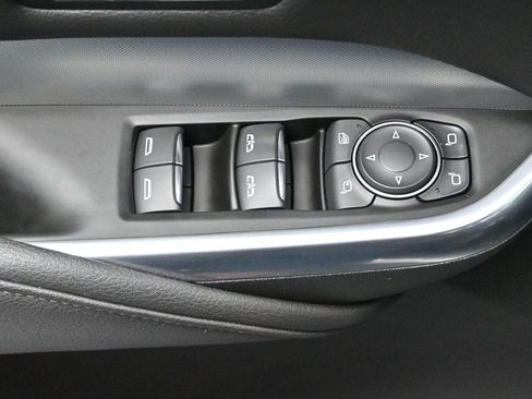 Used 2021 Cadillac XT4 Premium Luxury w/ Technology Package AWD/4WD image 13