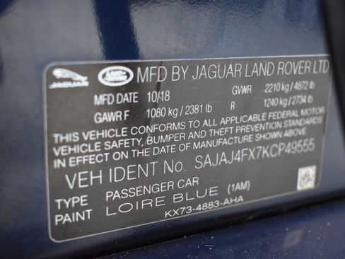 Used 2019 Jaguar XE Premium AWD/4WD image 36